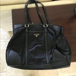 prada purse/bag